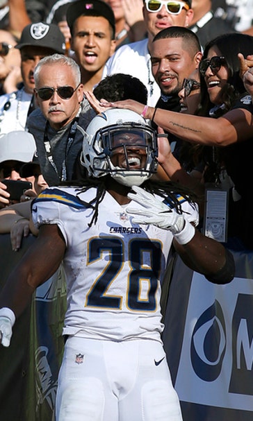Rookie WR Williams contributes to Chargers' turnaround win